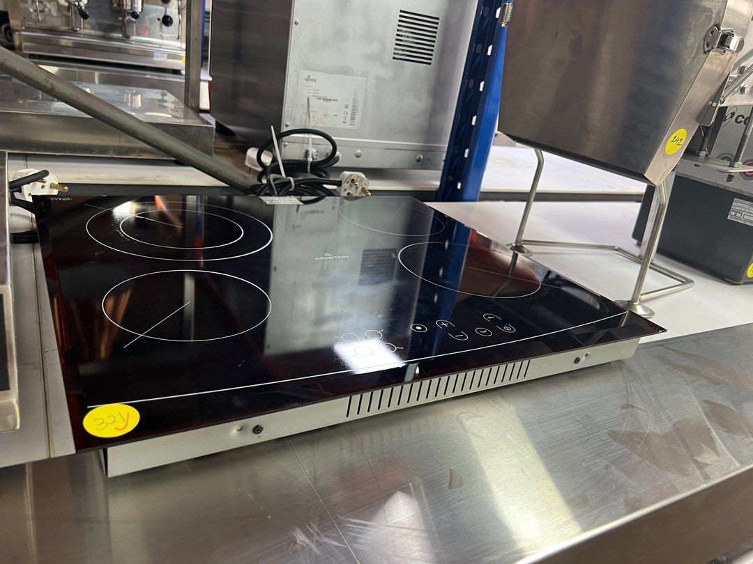 Domestic Built In Ariston Italy Build in Induction Cooker/Home use, TV