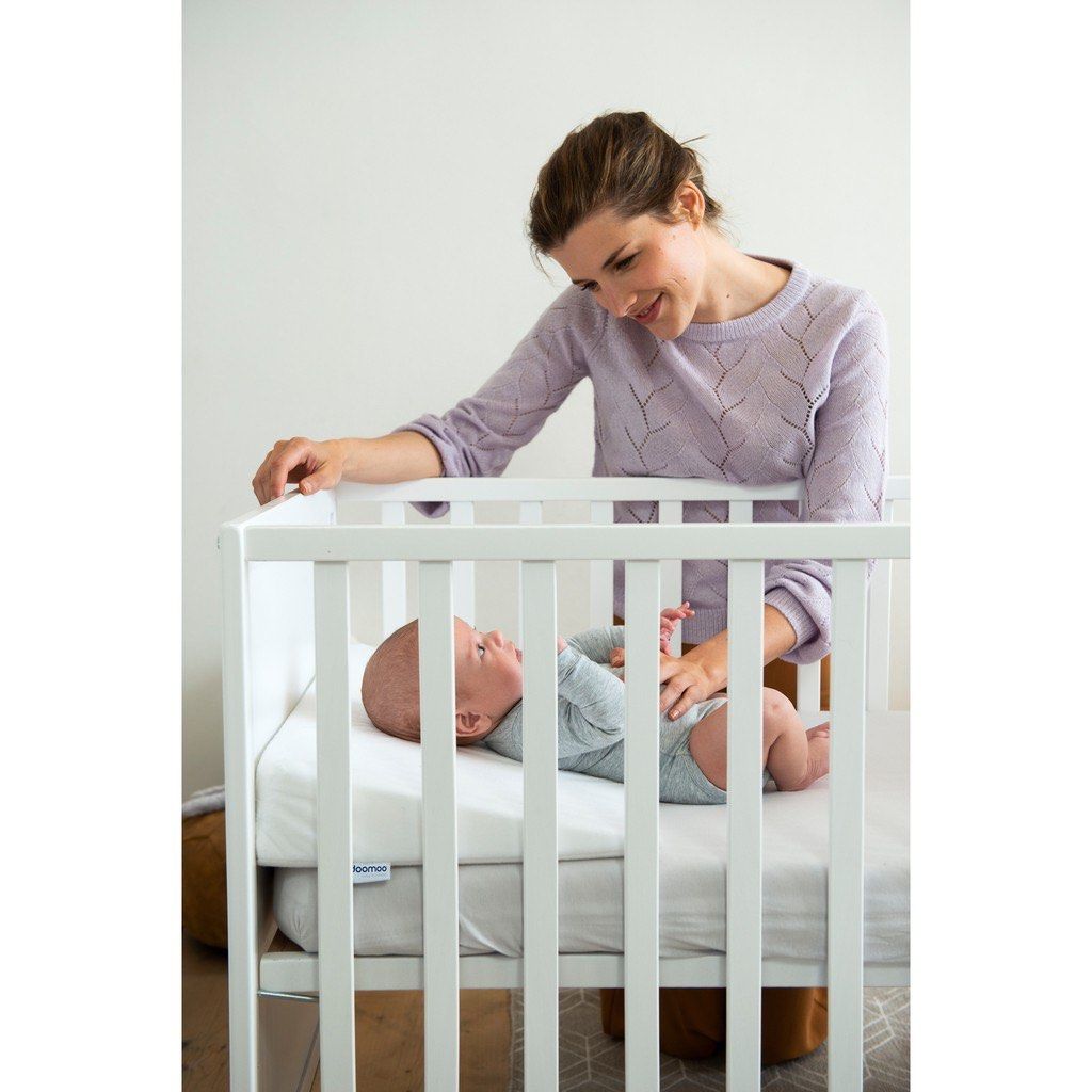 Doomoo Wedge Anti Reflux, Babies & Kids, Baby Nursery & Kids Furniture, Cots & Cribs on Carousell