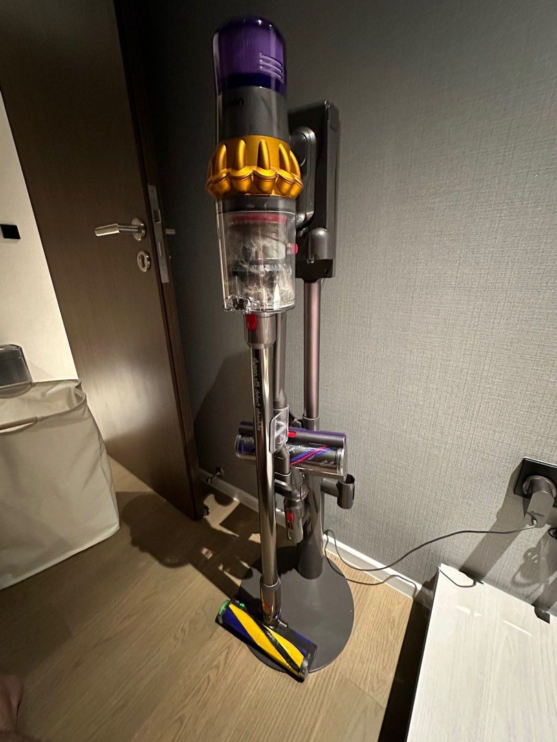 Dyson vacuum stand / docking station / storage rack for V11 and and V15