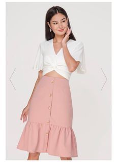 Fayth Kacey Ruffle Midi Skirt in Pink