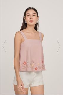 Fayth Rosewood Embroidered top