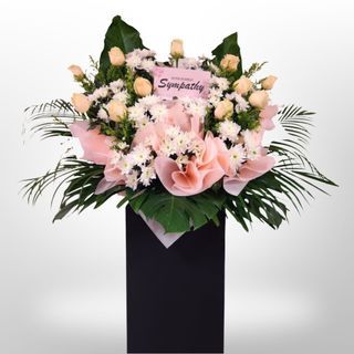 Free Delivery - Console Flower Stand S$126.0 | funeral stand | bereavement floral stand | condolences floral stand | flowers bouquet | floral arrangement