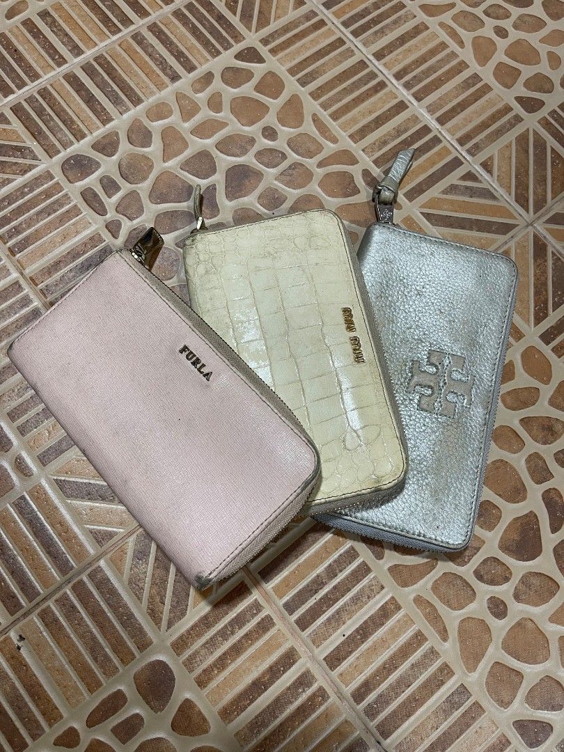 Top 82+ imagen furla vs tory burch Thptnganamst.edu.vn