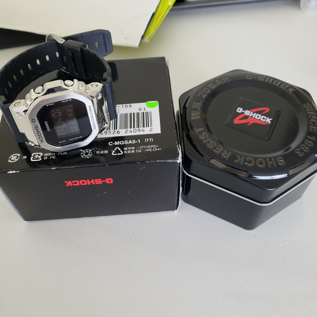 G shock 5600 watch, Mobile Phones & Gadgets, Wearables & Smart Watches