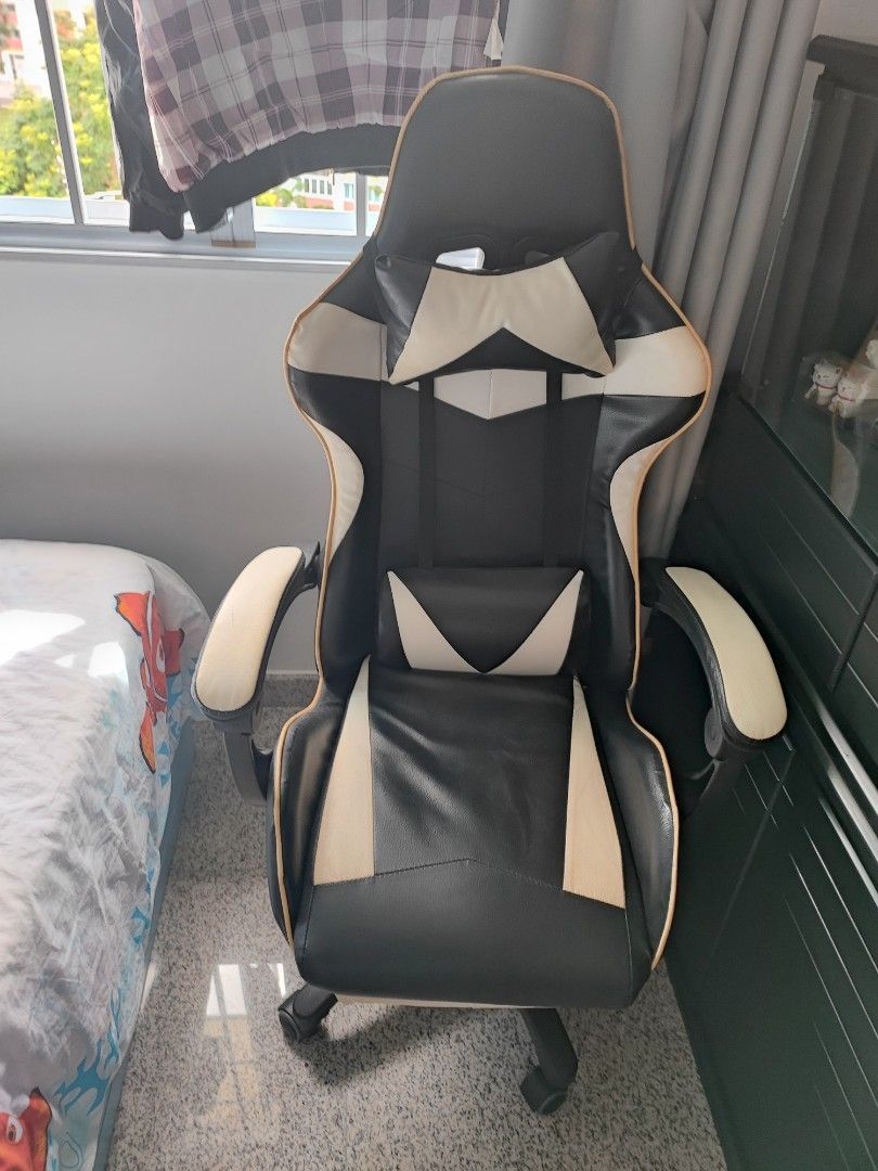 Gaming Chair with Leg Rest, Lumbar and Headrest Support Performance
