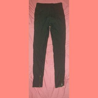 Grey/black checkered high waist leggings zip ankle detail size 6