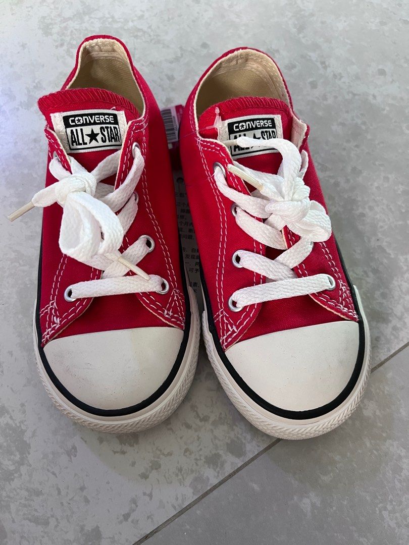 Infant Converse shoe size 10