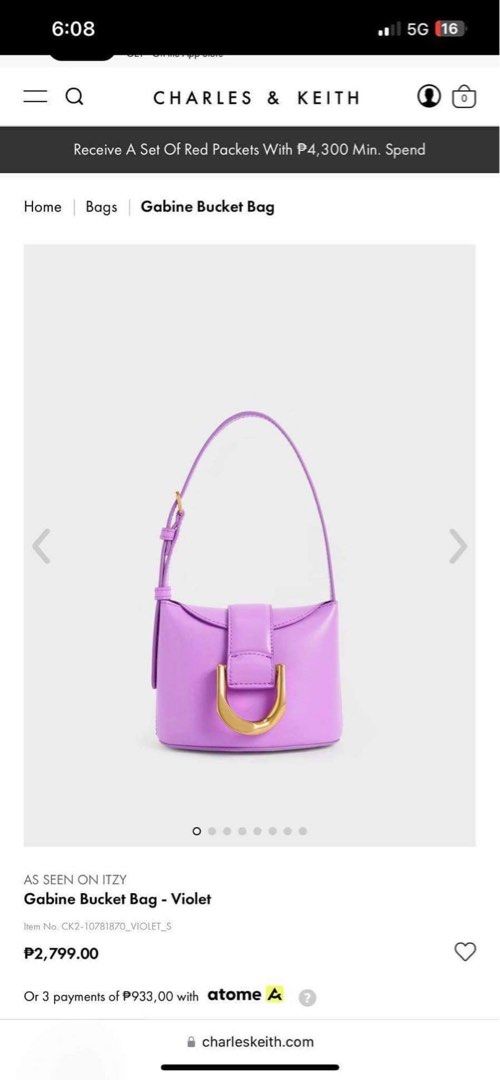 Itzy Bag (Category: Shoulder Bags) located in Manila. Submitted by trixcatly (Listing ID 1206390456, Image 2). Description: Brand new and complete inclusions Original price is ₱2,799. Selling for only ₱2,200.