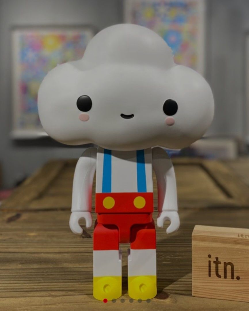 KUBRICK Friends With You Little Cloud Boy White 1000