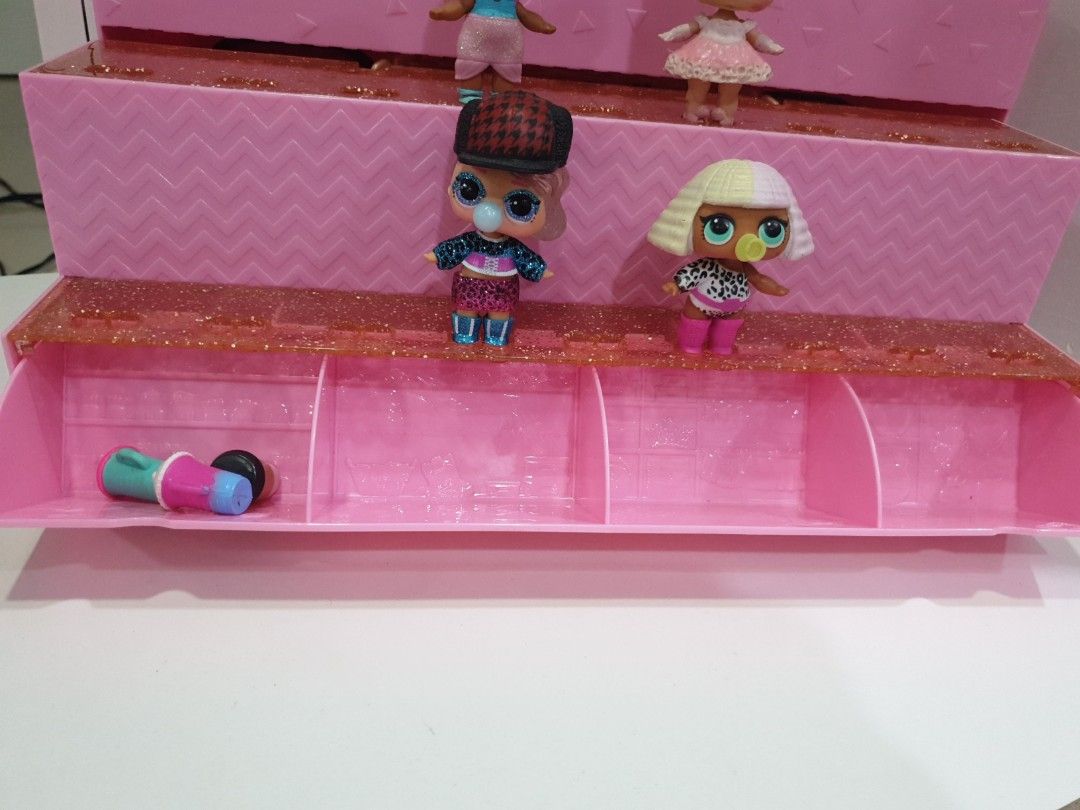LOL Suprise! 36 dolls display case (dolls not included), Hobbies & Toys