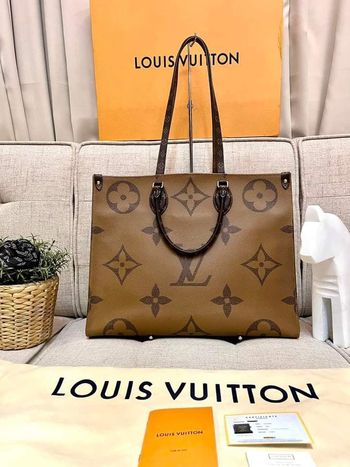 LOUIS VUITTON Monogram Giant Spring In The City Onthego GM Sunrise