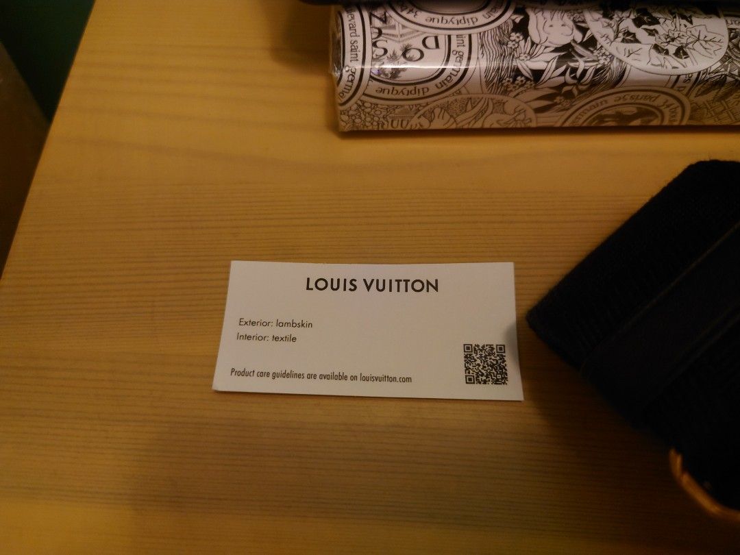 Louis Vuitton LV Coussin PM silver Silvery Leather ref.915745 - Joli Closet