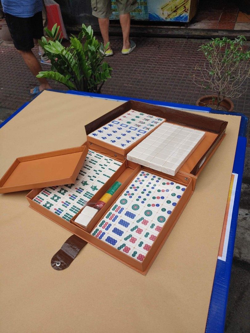 Mahjong table set w tiles chips mahjong pad 60 sheets, Furniture & Home