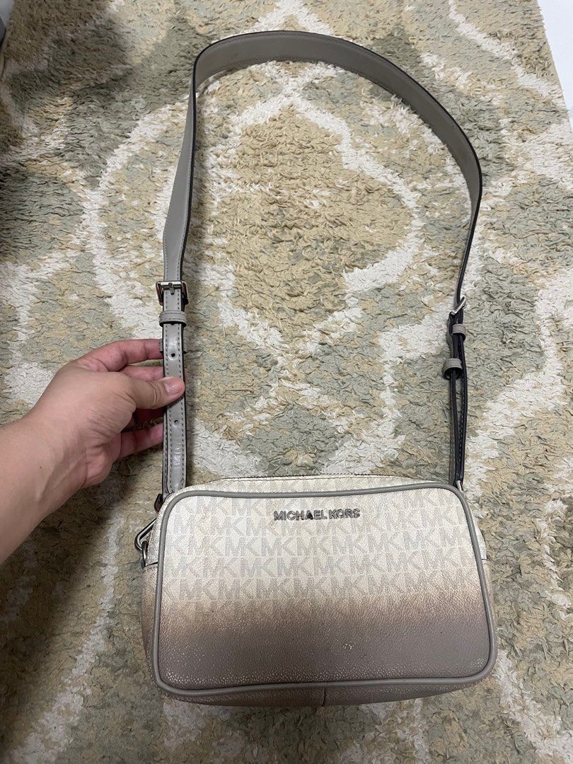 Michael Kors Ombre Sling Bag, Luxury, Bags & Wallets on Carousell