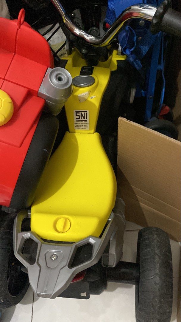 Motor listrik bmw accu, Toys & Collectibles, Mainan di Carousell