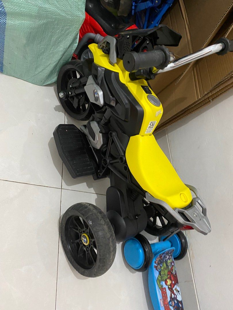 Motor listrik bmw accu, Toys & Collectibles, Mainan di Carousell