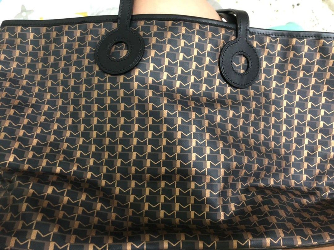 MOYNAT MULTICOLOUR OH MM TOTE BAG 227005815, Women's Fashion, Bags &  Wallets, Tote Bags on Carousell