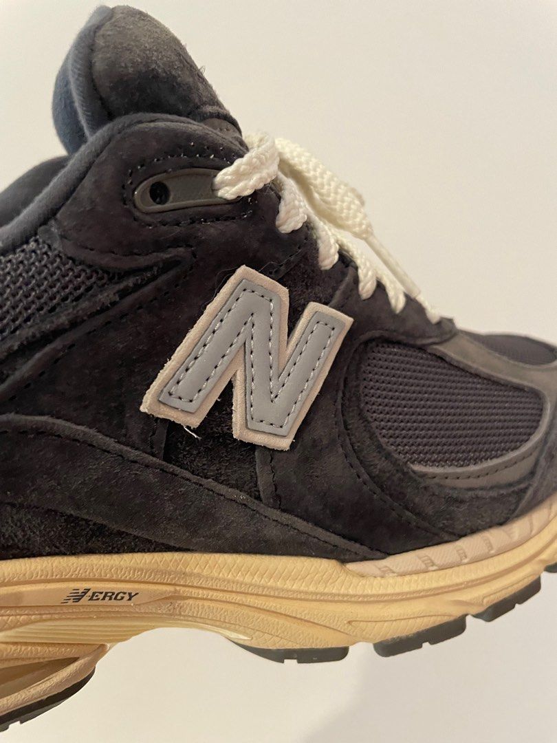New Balance 2002R Phantom, Men's Fashion, Footwear, Sneakers on Carousell