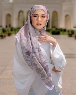 (Category: ) located in . Submitted by soffia.tudungcloset (Listing ID 1206361054, Image 1). Description: .