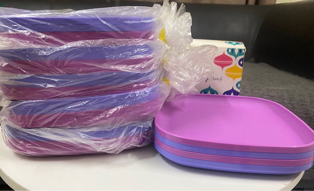 New Tupperware Luncheon Plates, TV & Home Appliances, Kitchen