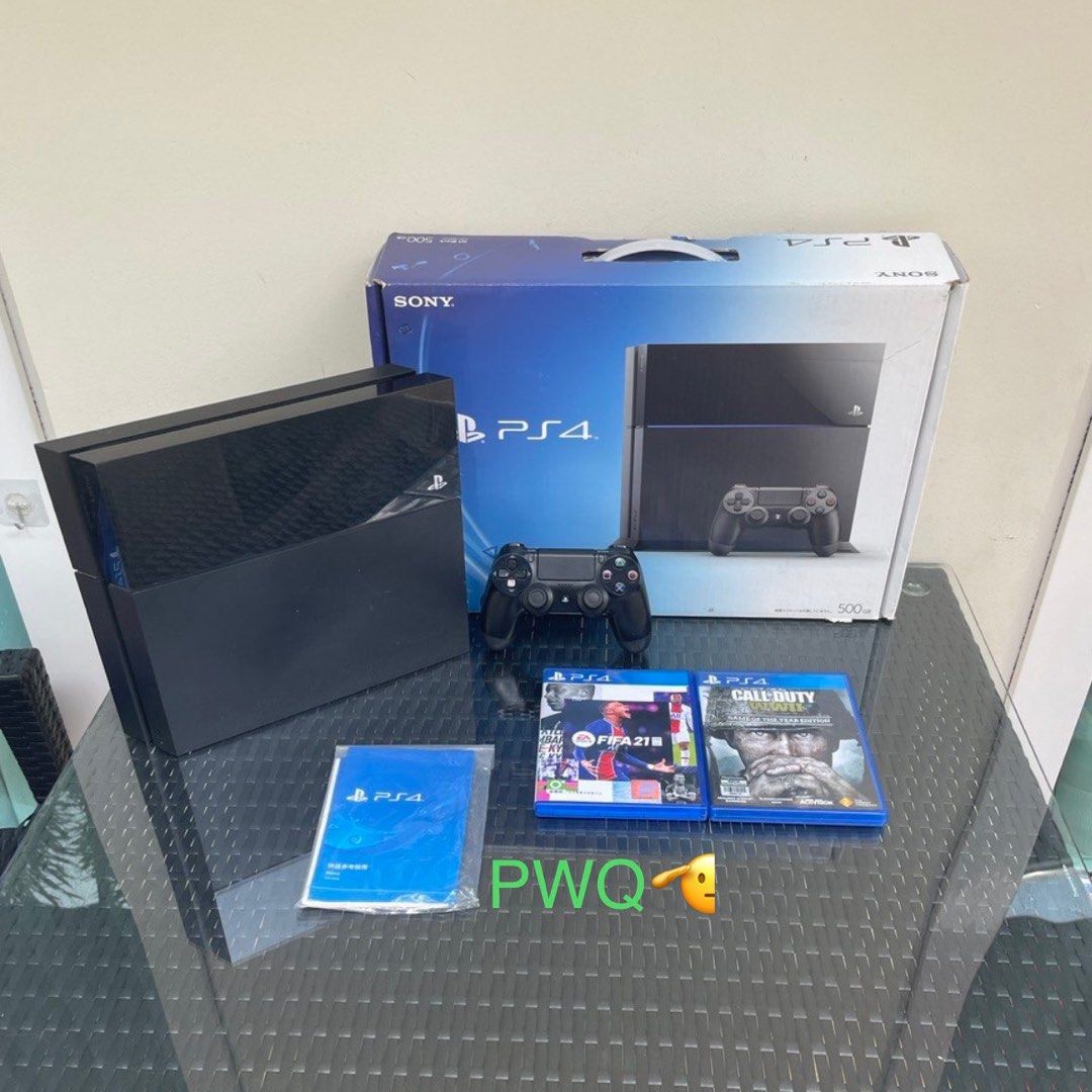 NYE sale PS4 Console Boxed set 2 Free Games Warranty