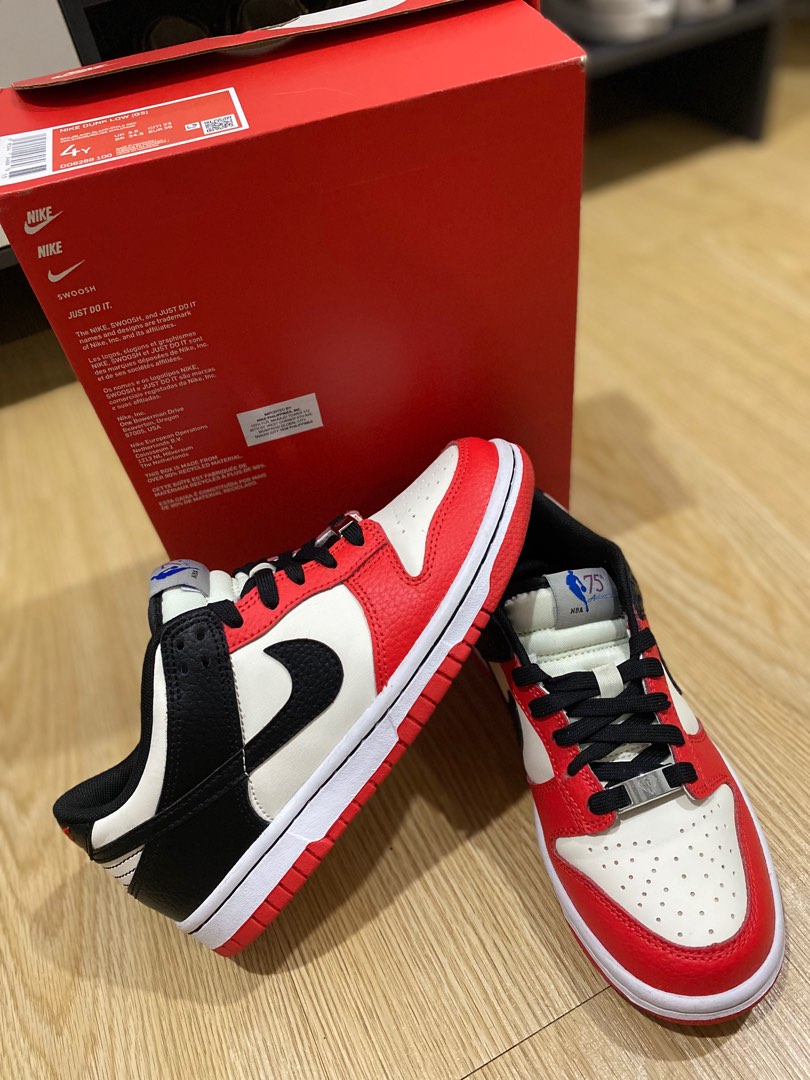 dunk low emb chicago