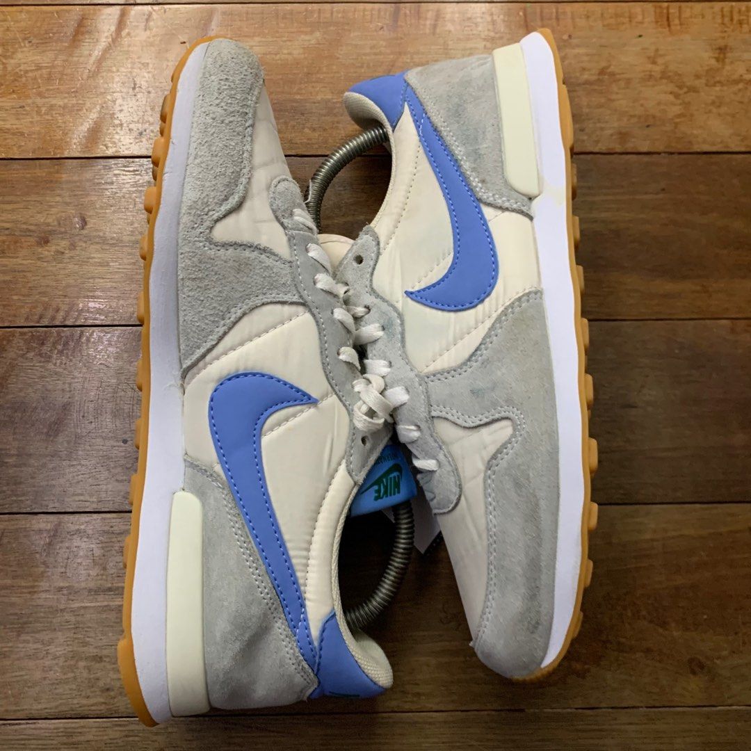 Nike internationalist grey blue 2025