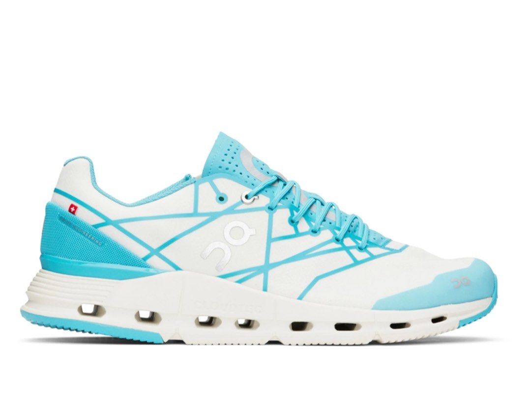ON Running Cloudnova Z5 (US10.5) (Category: Sneakers) located in Quezon City. Submitted by revive.co (Listing ID 1206338913, Image 1). Description: BRAND NEW. Comes with box. Guaranteed Authentic. .