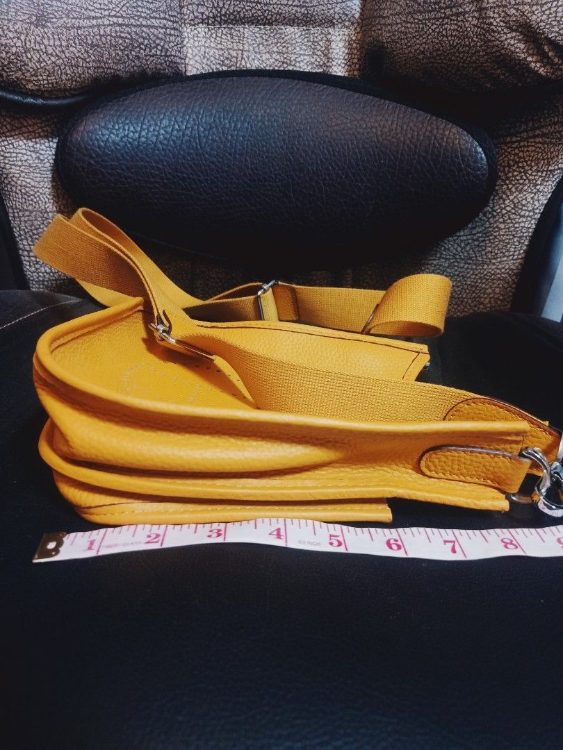Preloved hermes evelyn (Category: Luxury Bags & Wallets) located in Cebu City. Submitted by day.98 (Listing ID 1206487948, Image 3). Description: selected from japan surplus genuine leather no flaws with dust bag small size.