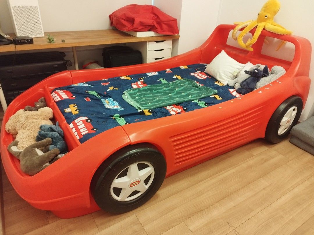 Preloved Little Tikes Kids Children Car Bed Babies Kids Baby