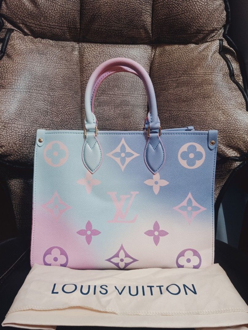 Preloved Lv otg meduim (Category: Luxury Bags & Wallets) located in Cebu City. Submitted by day.98 (Listing ID 1206320009, Image 1). Description: selected from japan surplus genuine leather coded no flaws at all with dust bag.