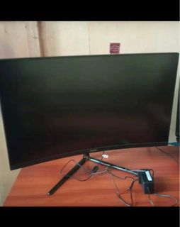 Prism+  24” 144hz