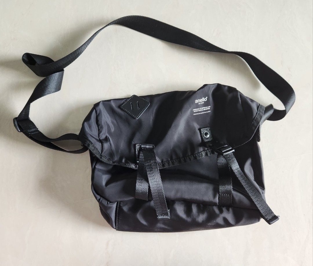 Relocation Sale Anello Sling Bag