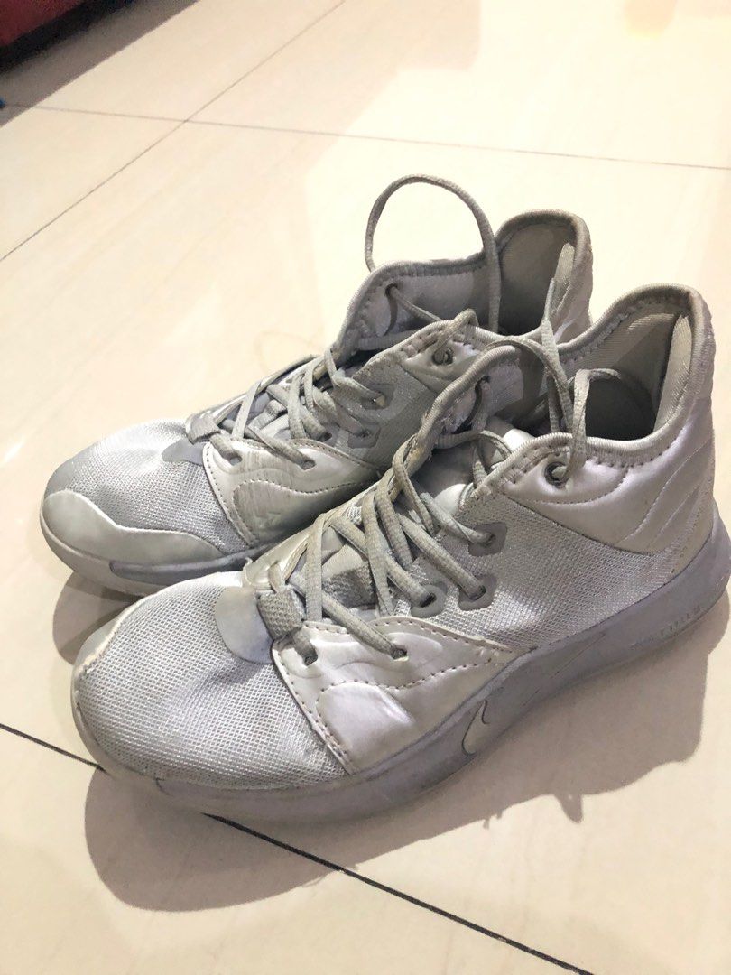 Kyrie nasa shop