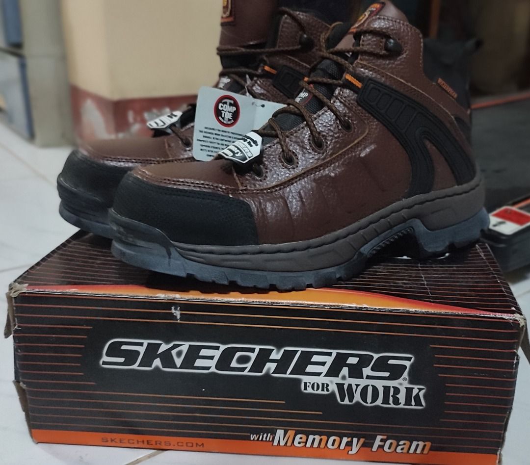 Skechers for Work Men s Vinton Gurden Comp Toe Work Boot Brown