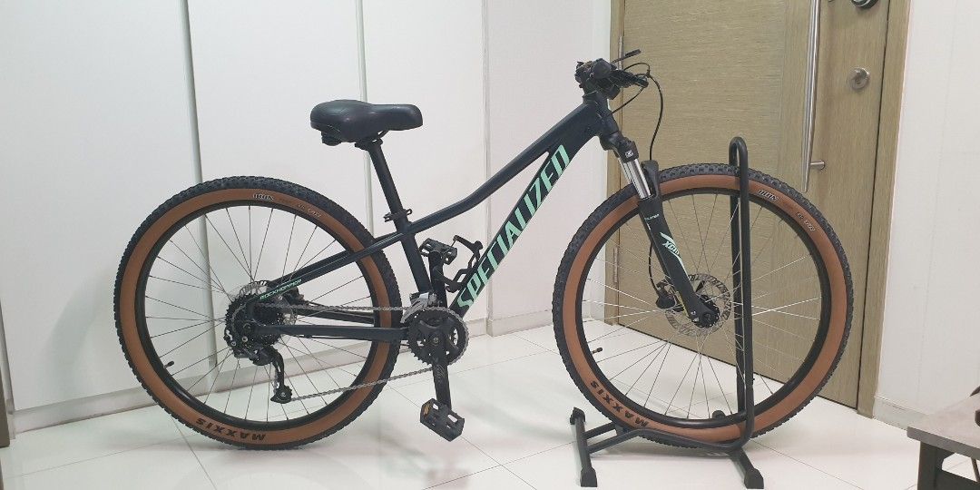 Specialized rockhopper 26 mountain bike hotsell