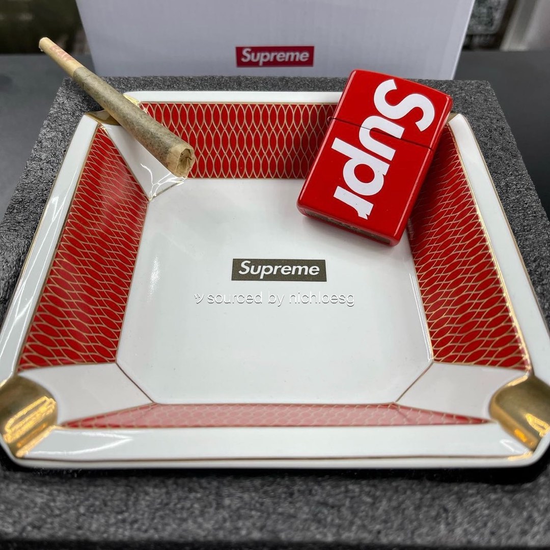 Supreme Small Ashtray Red - ラッピング・包装