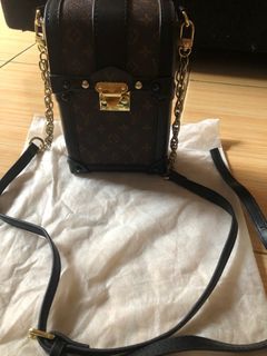 Tas LV