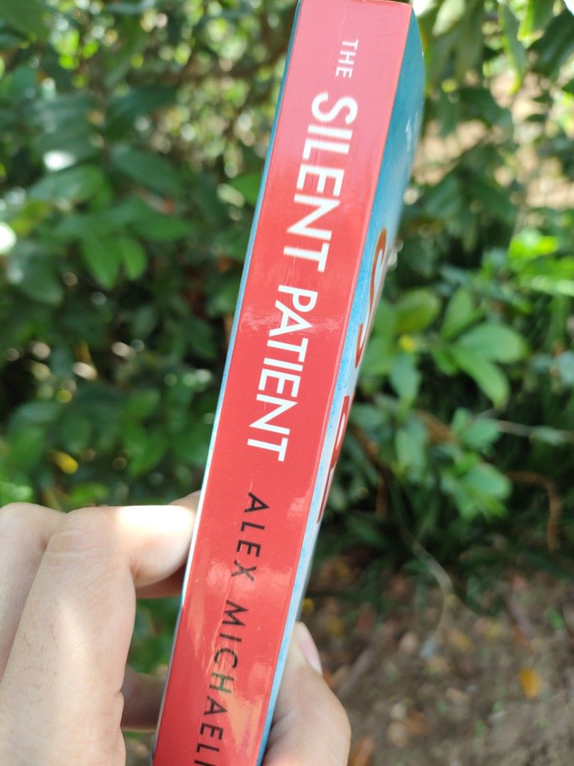 The Silent Patient, Hobbies & Toys, Books & Magazines, Fiction & Non