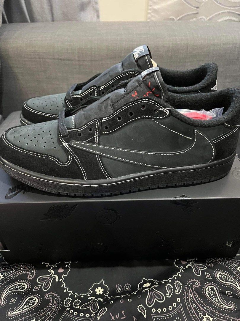 Travis Scott Black Phantom, Men's Fashion, Footwear, Sneakers on Carousell