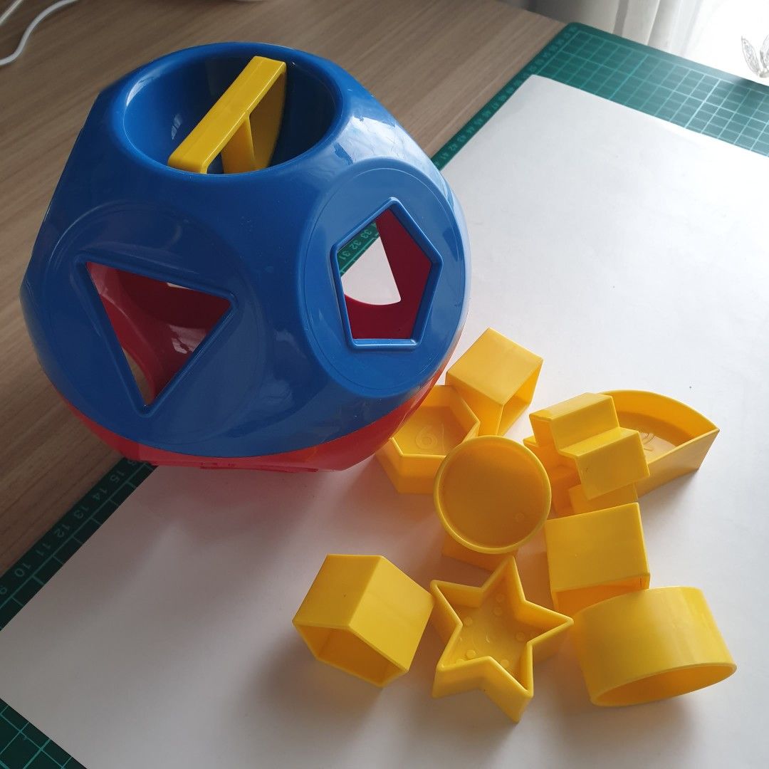 Tupperware shape online o toy