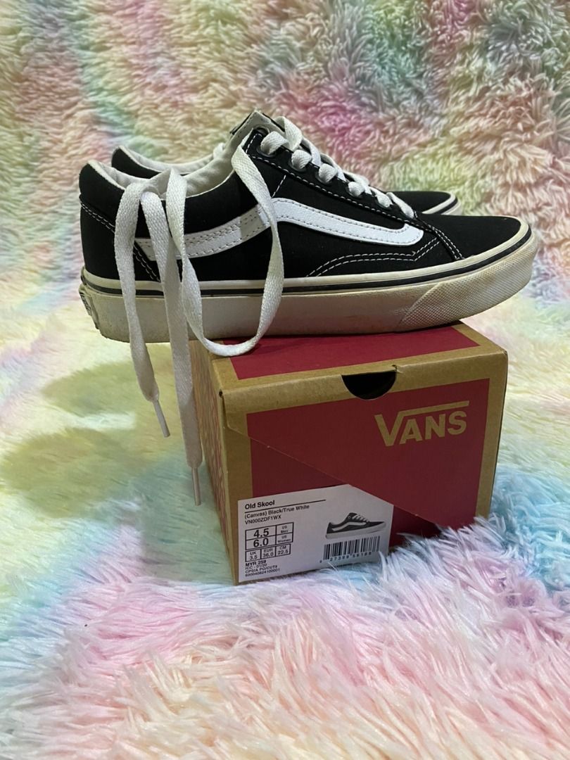 Vans old skool top size 4.5