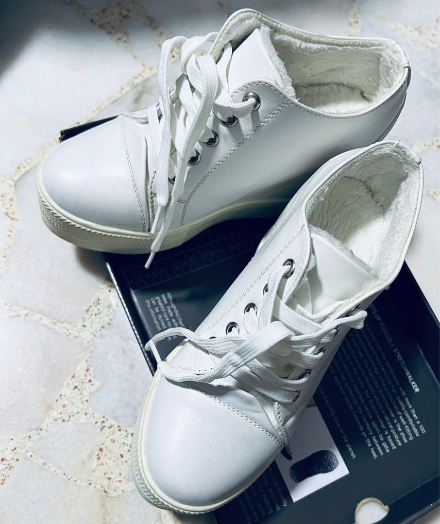 White shoes with new arrivals fur