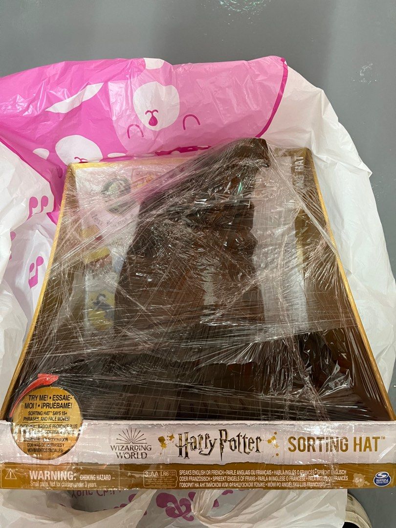 Wizarding World Harry Potter Talking Sorting Hat with 15 Phrases for  Pretend Play