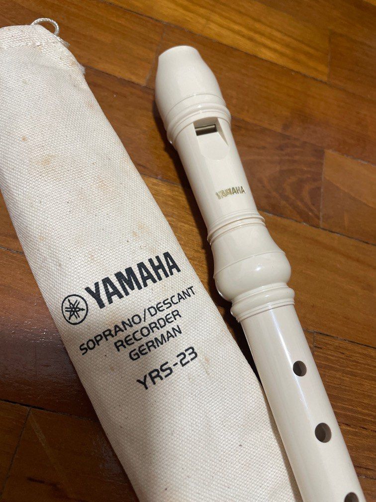 Yamaha Recorder YRS23, Hobbies & Toys, Music & Media, Musical