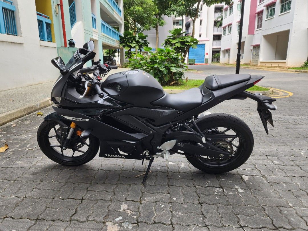 yamaha r3 matte black