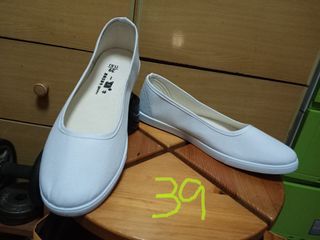 Affordable d c shoes For Sale Flipflops and Slides Carousell Singapore