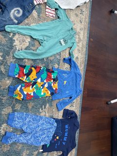 (Category: ) located in . Submitted by NayaCloset (Listing ID 1206593061, Image 1). Description: .