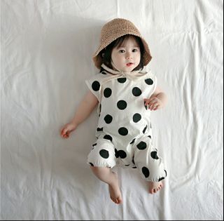 嬰幼兒圓點背心連身衣