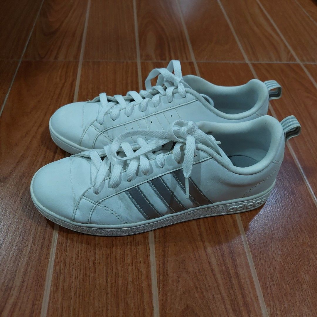 Adidas vs advantage silver outlet